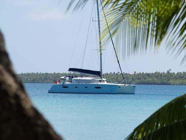 Leeward Islands Charter Cruise L'Escapade Charter Tahiti